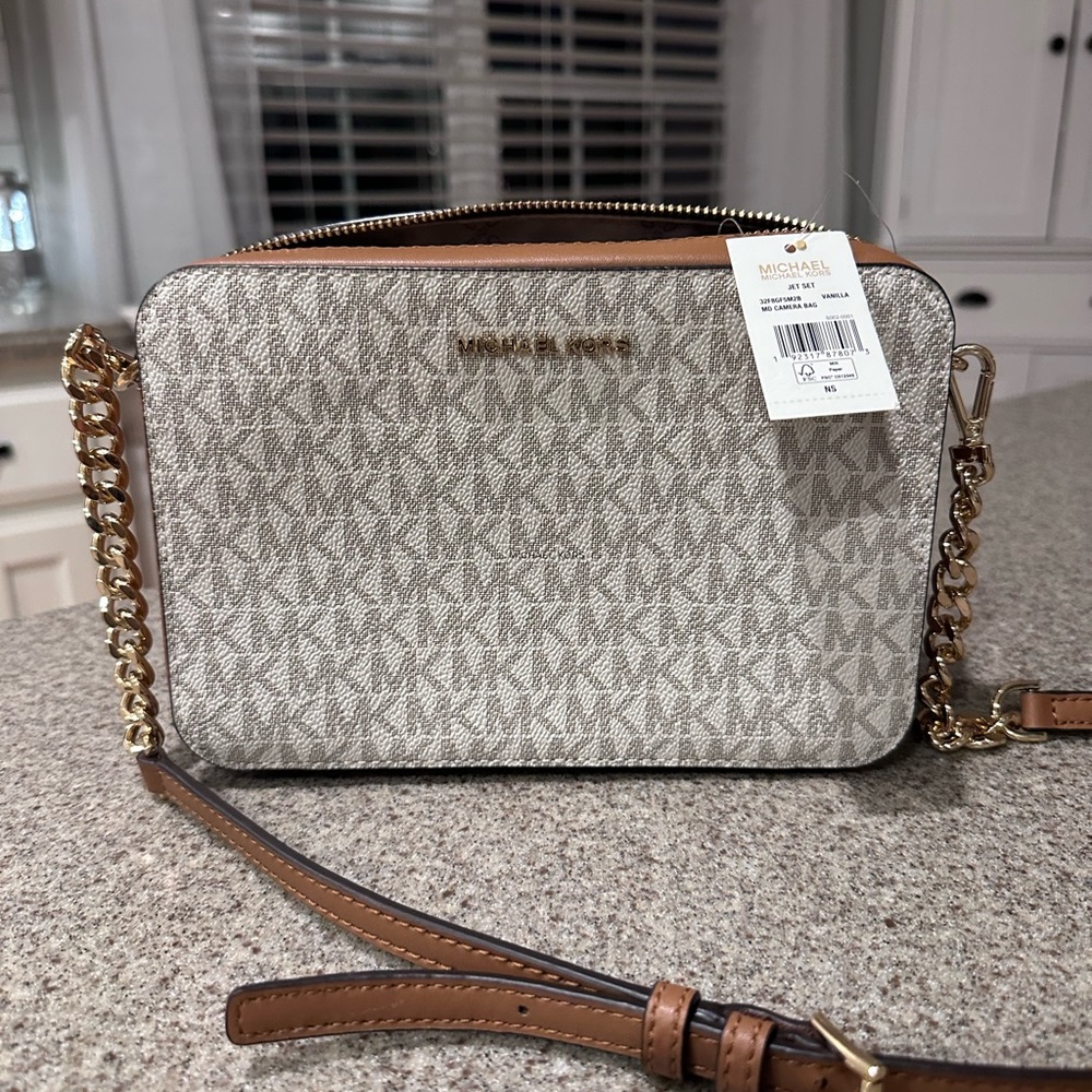 Ginny Medium Logo Crossbody Bag